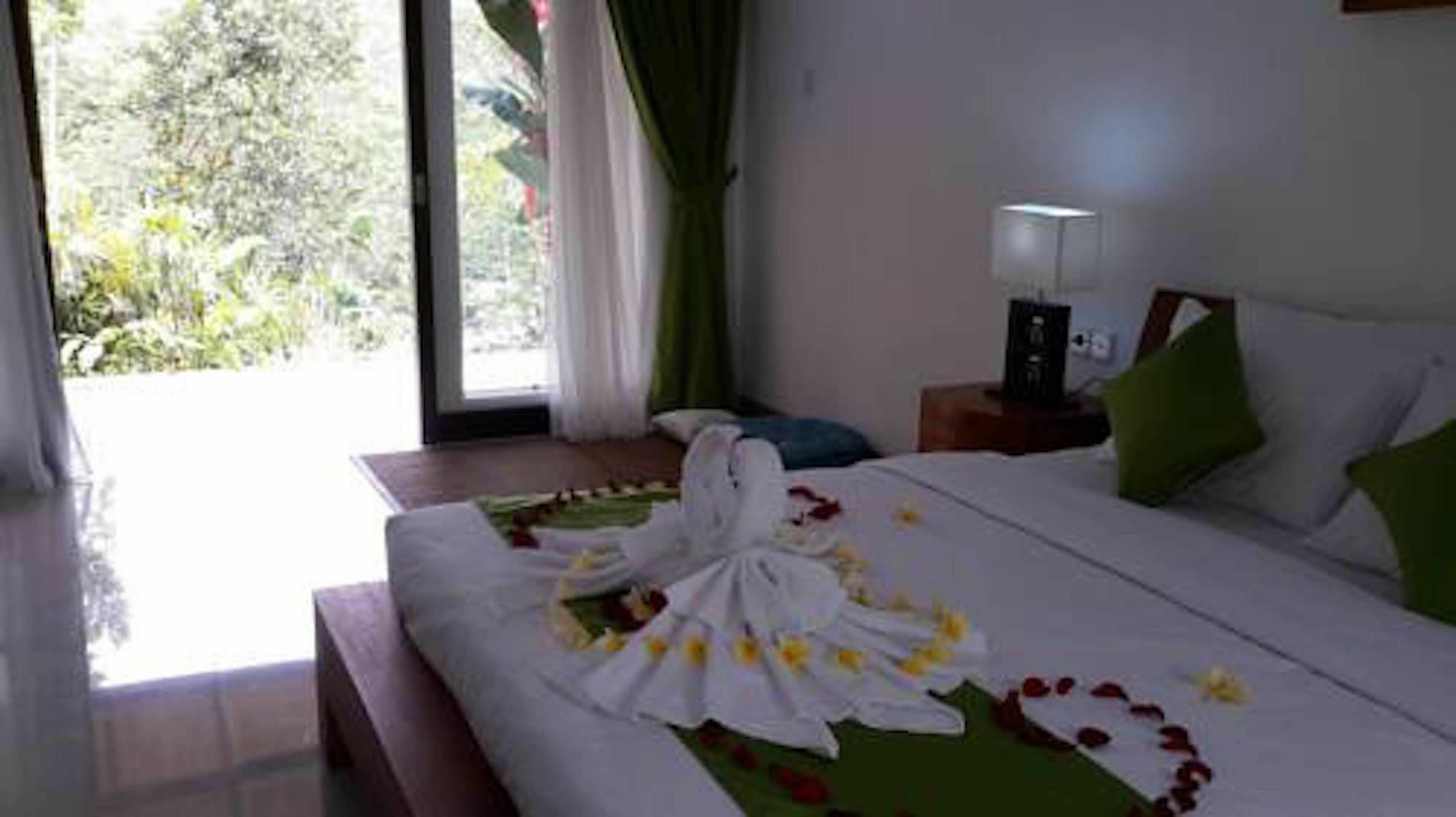 The Aura Shanti Retreat Baturiti ภายนอก รูปภาพ